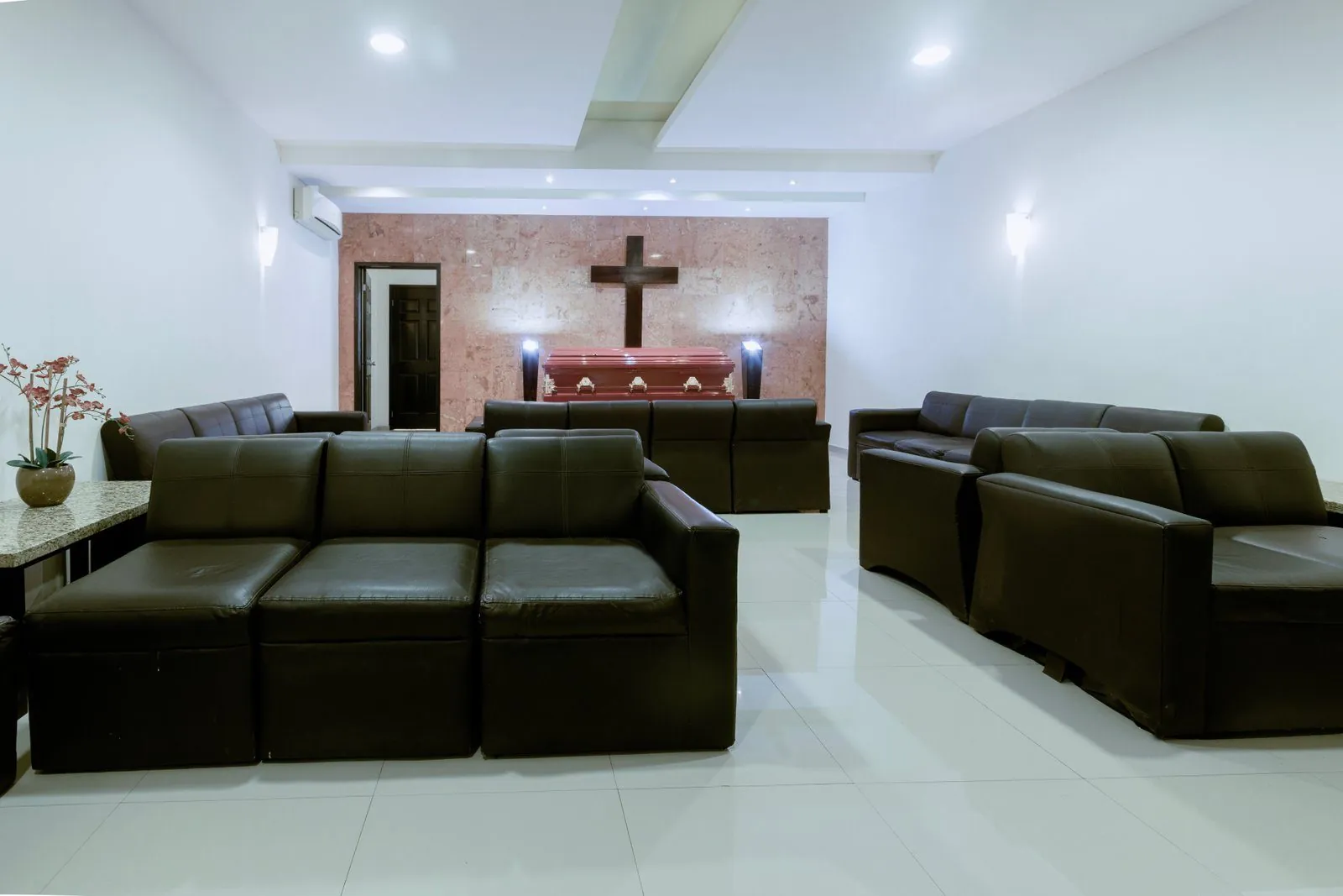Sala de velación 2 del Complejo Funerario La Misericordia en Campeche